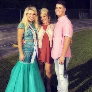 Meet your Posher, Allison